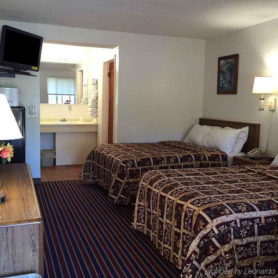 Port Lodge Motel Pulaski Exteriör bild